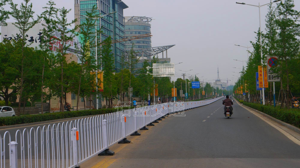 道路護欄廠家直銷