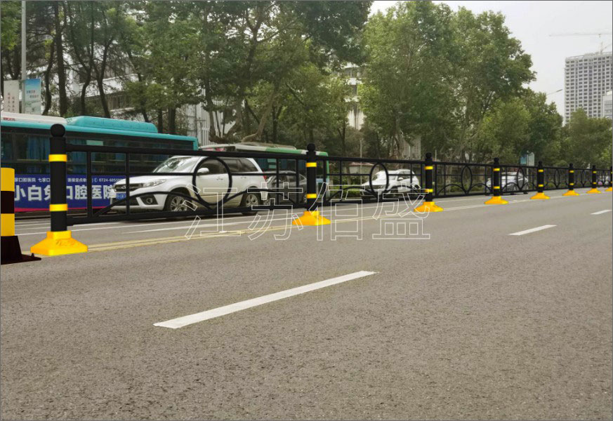 道路護欄安裝